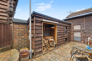 Photo 31- click for photo gallery